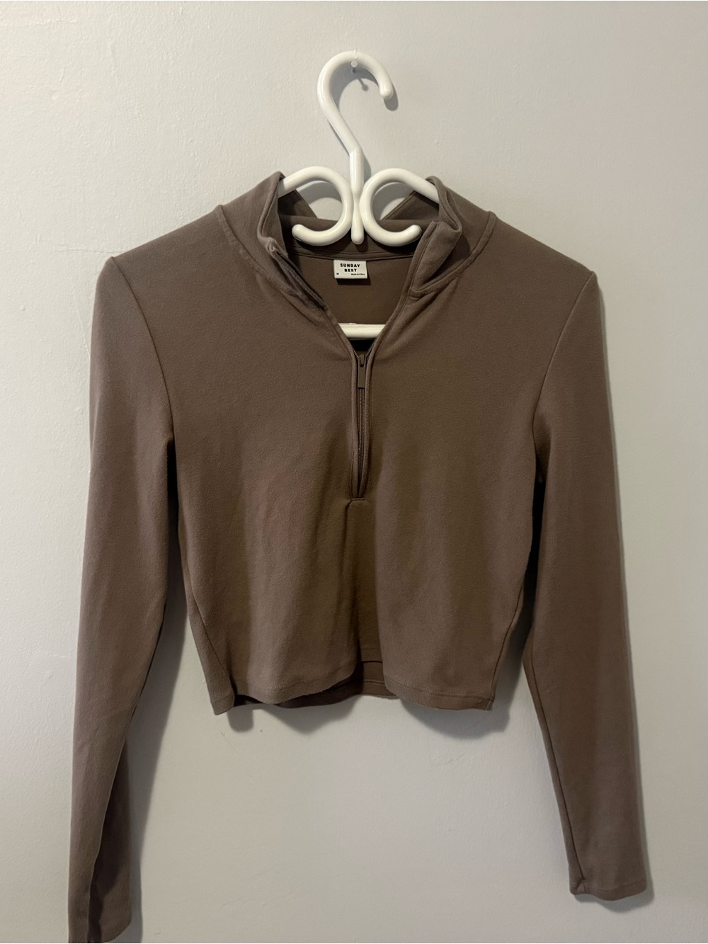 Aritzia Sunday Best Brown Half-Zip Cropped Sweatshirt